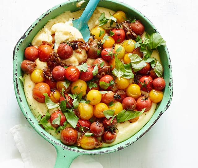 Bowl of white cheddar cheese polenta