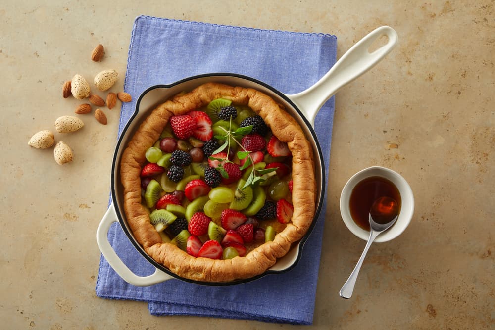 Pannekoeken with Mixed Fruit